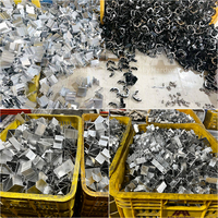 Connecteur d'angle 90 degrés en PVC pour profilés aluminium