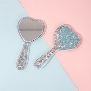 Miroir compact en forme de cœur Zonyin, mignon, transparent, effet sable mouvant, miroir de poche scintillant pour fille, idéal pour les voyages - Product Image 5