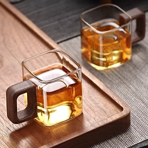 Tazza <span class=keywords><strong>in</strong></span> <span class=keywords><strong>Vetro</strong></span> Borosilicato da 150ml con Manico <span class=keywords><strong>in</strong></span> Legno, Design Creativo a Singolo Strato, per Tè, Acqua e <span class=keywords><strong>Caffè</strong></span> - Product Image 1