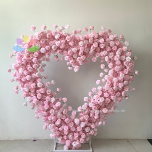 Sfondo di nozze decorazioni di scena rose rosse fiori bianchi arco a cuore per le proposte di matrimonio di laurea di San Valentino - Product Image 5