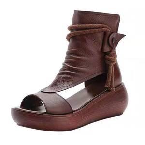 Sandalias de cuña de plataforma alta para mujer, estilo casual de verano, moda 2024, novedad para exportación, con suela gruesa y aumento de altura. - Product Image 5