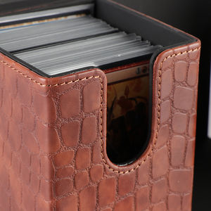 Caja Magnética Premium de PU para 100 Cartas, Caja de Almacenamiento Magnética para Cartas, Protector de Cartas - Product Image 6