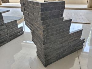 Revêtement mural extérieur UnionStone en pierre naturelle noire de haute qualité, moderne, durable et écologique, avec surface fendue - Product Image 3
