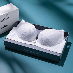 Lüks kadın oluklu kurulu sutyen iç çamaşırı hediye ambalaj kutuları sünger astar ile zarif kabartmalı iç çamaşırı setleri - Product Image 3