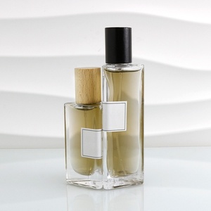 Meilleure vente Bouteille en verre de luxe <span class=keywords><strong>Parfum</strong></span> pour <span class=keywords><strong>la</strong></span> maison Marque privée <span class=keywords><strong>Parfum</strong></span> léger <span class=keywords><strong>Parfum</strong></span> frais <span class=keywords><strong>Parfum</strong></span> - Product Image 4