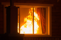 Fenêtres en alliage d'aluminium résistantes au feu, isolantes thermiquement, insonorisées et imperméables pour une utilisation extérieure et en chambre, tailles personnalisables