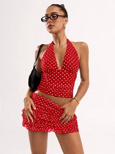 Ensemble 2 pièces vintage 2026 à pois pour <span class=keywords><strong>femme</strong></span> : Haut froncé dos nu à col halter et décolleté plongeant + Mini-jupe à volants multicouches, <span class=keywords><strong>tenue</strong></span> Y2K - Product Image 1