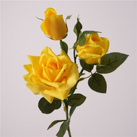 Vente en gros de roses artificielles en latex à 3 têtes, aspect réaliste, 65 cm, pour la décoration de mariage, de la maison et de la table
