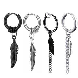 Pendientes de plumas de aleación de zinc unisex, estilo urbano para fiestas, joyería minimalista de moda - Product Image 1