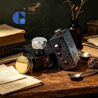 Flacon de parfum carré en verre de luxe GC pour hommes avec bouchon métallique torsadé côtelé, revêtement marbré effet goutte d'eau, flacon de parfum vide