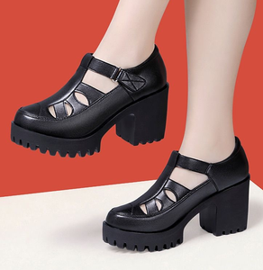 Verano <span class=keywords><strong>Suela</strong></span> blanda Tacón alto y grueso Zapatos de verano para mujer Cuero Madre Bao Toe Sandalias - Product Image 5