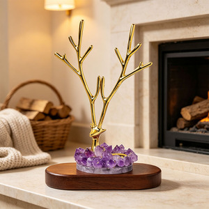 Ornamento di Cervo con Grappolo di Ametista Naturale e Corna Placcate in Oro, Vendita all'Ingrosso, per Arredamento Casa e Regalo Feng Shui - Product Image 4