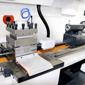 Ck6150 Độ chính xác cao <span class=keywords><strong>CNC</strong></span> máy tiện ngang cho Heavy-Duty kim loại chế biến gỗ & nylon cắt trang bị GSK Siemens fanak hệ thống - Product Image 5