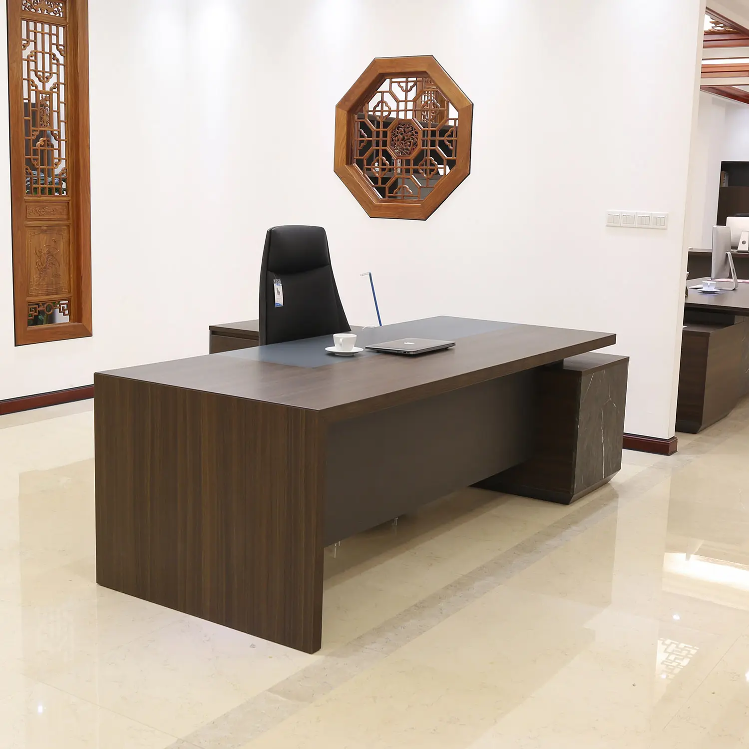 Son lüks Modern L şekil direktörü yöneticisi Ceo patron ofis mobilyaları çözümleri masa seti yönetici ofis masası