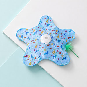 Tapis de jeu pour chat Blue Starfish avec baguette à plumes à mouvement automatique, jouet interactif pour animaux de compagnie - Product Image 3