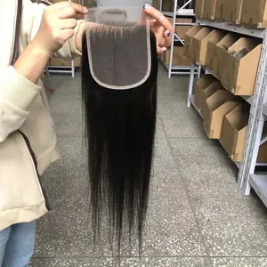 O fechamento barato do laço suíço 4x4, fechamento cru vietnamita do laço do hd do cabelo, cabelo humano peruano e brasileiro tece pacotes com fechamento