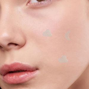 แผ่นปิดสิวสมุนไพร ปราศจากการทดลองกับสัตว์ ไฮโดรคอลลอยด์ ปิดผนึกติดแน่น แผ่นปิดสิวเรืองแสงกลางคืน 20 จุด - Product Image 1