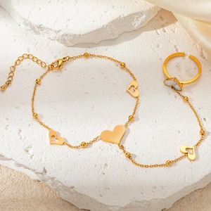Pulseras de moda de verano Pulsera de anillo de joyería de acero inoxidable chapado en oro de 18 quilates Pulsera de corazones lindos de nácar para regalo - Product Image 3