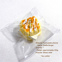 Jouet Squishy Gaufre et Pain Ananas Réaliste en Silicone Alimentaire Fait Main à Rebond Lent Anti-Stress pour l'Anxiété