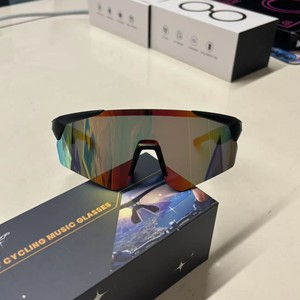 แว่นตาเล่นกีฬา AI อัจฉริยะพร้อมการแปลภาษาบลูทูธเพลงและ Ai ดีไซน์น้ำหนักเบาหมวดหมู่ผลิตภัณฑ์อัจฉริยะ - Product Image 5