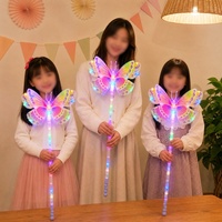 Baguette Magique Papillon Lumineuse à LED, Jouet DIY Portable avec 3 Piles, Baguette Féerique Colorée et Lumineuse, Cadeau de Fête pour Enfants