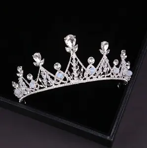 2020 नई क्रिस्टल मोती दुल्हन शादी Tiaras और मुकुट दुल्हन बाल गहने सिर सजावट स्फटिक मुकुट दुल्हन टोप