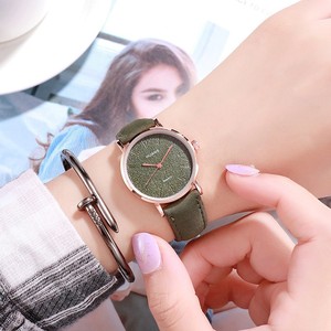 Sporty and casual <b>couple</b> <b>watches</b>, men's Korean style, simple and retro. - Product Image 1