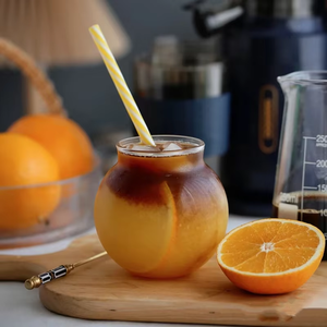 Copo de Vidro Borossilicato Artesanal com Canudo, Sustentável, Seguro para Alimentos, Livre de BPA, 500ml, Seguro para Lava-Louças e Micro-ondas, Copo de Suco Fofo - Product Image 1