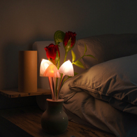 Lampe murale champignon W117 avec capteur crépusculaire, veilleuse à brancher pour chambre de bébé, décoration, cadeau mignon