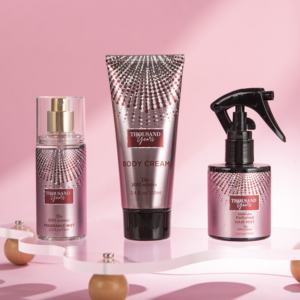 <span class=keywords><strong>ส</strong></span>เปรย์น้ำหอมสำหรับผิวกาย 75 <span class=keywords><strong>ม</strong></span>ล. น้ำหอม<span class=keywords><strong>ส</strong></span>ำหรับผม 100 <span class=keywords><strong>ม</strong></span>ล. โลชั่นบำรุงผิวกาย 100 <span class=keywords><strong>ม</strong></span>ล. กลิ่นหอมติดทนนาน ชุดของขวัญน้ำหอม<span class=keywords><strong>ส</strong></span>ำหรับผู้หญิง - Product Image 2