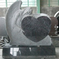Statues d'anges et mausolées pour tombes, monuments funéraires et pierres tombales de cimetière