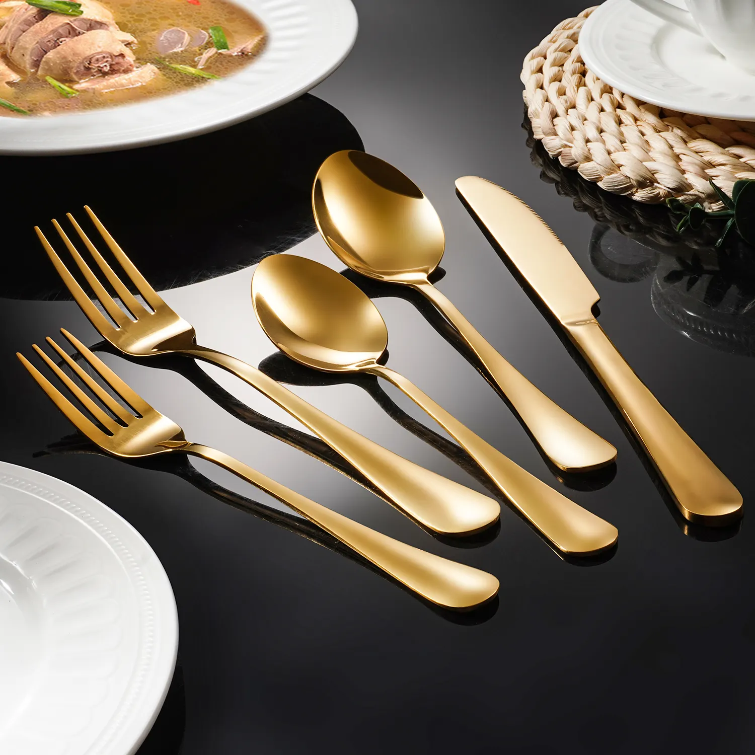 QZQ all'ingrosso 5 pezzi posate posate in acciaio inox cucina festa matrimonio cena oro cucchiaio forchetta coltello posate Set