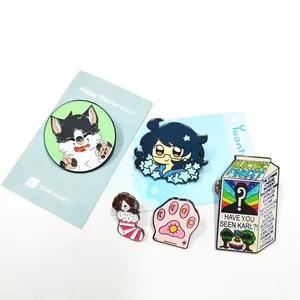 Gran oferta, fabricante, logotipo personalizado, broche de sombrero de Metal, ropa, de <span class=keywords><strong>Anime</strong></span> Pin, insignias de sombrero, solapa suave dura, alfileres de esmalte de sombrero personalizados - Product Image 1