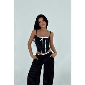 Mono a Rayas Negro para Mujer, Traje Elegante con Pantalón - Product Image 2