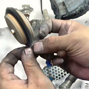 Brosse de <span class=keywords><strong>polissage</strong></span> robuste en poils d'autruche pour outil rotatif <span class=keywords><strong>Dremel</strong></span>, à noyau <span class=keywords><strong>bois</strong></span>/plastique, 1C2C4C6C, pour la fabrication de bracelets en jade - Product Image 3