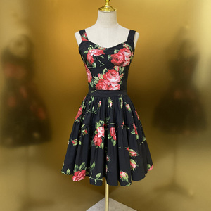 Conjunto de vestido de 2 piezas para mujer, vestido largo de gasa con estampado de rosas negras y camisola de seda, traje elegante para fiesta de verano - Product Image 3