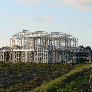 Villa préfabriquée à ossature légère en acier à installation rapide avec système de mur et de toit intégré pour un projet rapide - Product Image 1
