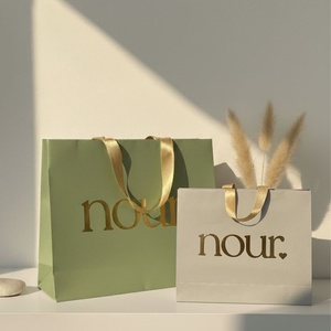 Sacs <span class=keywords><strong>en</strong></span> <span class=keywords><strong>carton</strong></span> écologiques personnalisés avec logo imprimé, de haute qualité, <span class=keywords><strong>en</strong></span> gros, avec votre propre logo, pour usage artisanal - Product Image 1