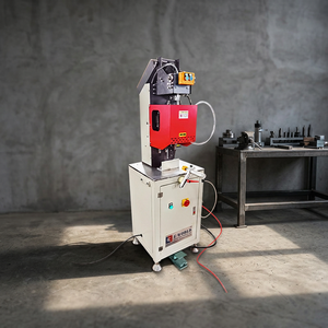 Machine de vissage à tête unique pour l'assemblage de fenêtres et portes en PVC 380V/220V Facile à utiliser - Product Image 1