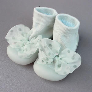 Calcetines con lazo para bebé, suela de goma suave, <span class=keywords><strong>zapatos</strong></span> antideslizantes para niño, calcetines de Interior para bebé - Product Image 5