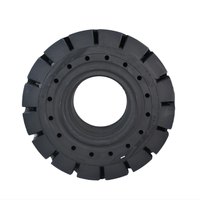 Fabriqué en Chine, marque JUNENG, nouveau rouleau de convoyeur robuste anti-crevaison 23.5-25 pour chargeuse sur pneus, usage commercial et hôtelier