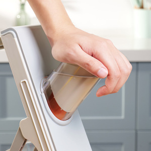 Affettatrice Multifunzione Manuale per Verdure, Ideale per Ravanelli, Zucchine, Filetti, Limoni, Patate, Utensile da Cucina per Uso Domestico - Product Image 3