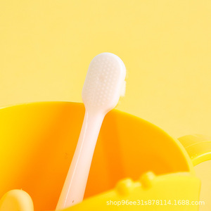 Children's Toothbrush Soft Bristle Nylon 0-4 Years Old Baby Toddler Use Home Single Pack - Product Image 2