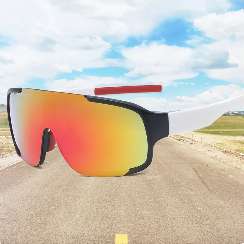 Venta al por mayor de alta calidad al aire libre gafas a prueba de viento deportes en gafas de sol con goma suave nariz pad