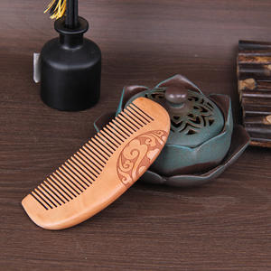 Totem nuage de bon augure style ancien Peigne artisanal en bois naturel pour la teinture des cheveux Accessoire décoratif Masseur de tête - Product Image 1