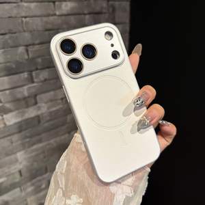 Étui compatible avec iPhone 17 Pro Max, sangle en cuir magnétique fine avec film protecteur d'objectif, coque de téléphone anti-chute à protection intégrale - Product Image 6