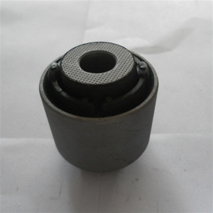 Buje de Suspensión Inferior 51393-SDA-A01 de 28 mm de Acero al Carbono de Ajuste por Presión para Honda Accord 7ª Generación - Product Image 1