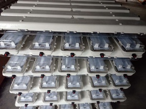 Tri-<span class=keywords><strong>proof</strong></span> ánh sáng chống nổ 2x36W 2x18W <span class=keywords><strong>4ft</strong></span> 2ft huỳnh quang <span class=keywords><strong>LED</strong></span> ống ánh sáng lịch thi đấu tự làm sạch truy cập phía trước - Product Image 4