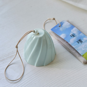 Campanas de cerámica personalizadas para decoración campana de viento hecha a mano reloj de mesa nórdico diseño OEM decoración del hogar - Product Image 5