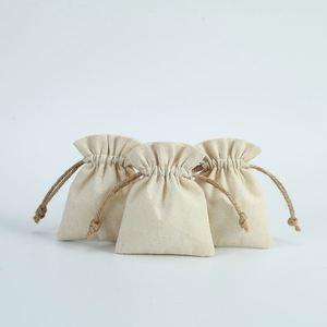 2700354 Sac à cordon en mousseline de coton biologique personnalisé avec logo, petit format, réutilisable, pour emballage de bijoux, artisanat, cadeaux - Product Image 6